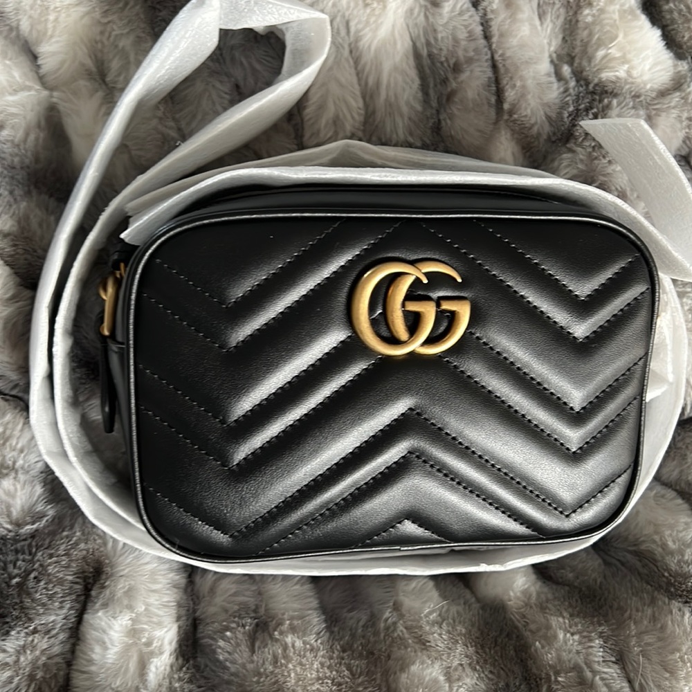 Gucci marmont mini crossbody bag